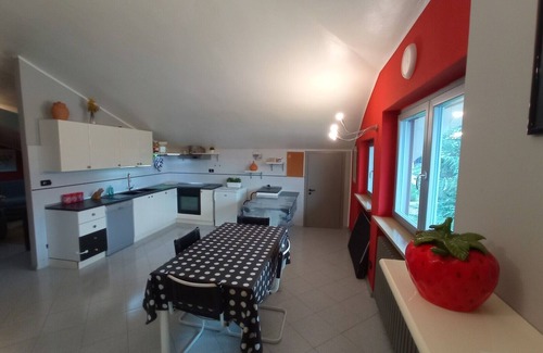 Vignolo Apartment | Alpine knot vacation home