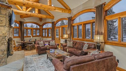 Breckenridge House | Alpine Majesty