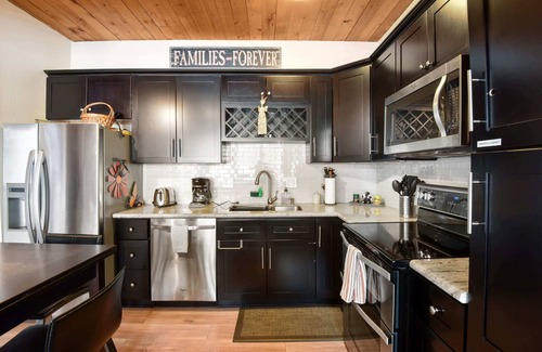 Tahoe City House | Alpine Manor Retreat | Mountain Relaxation