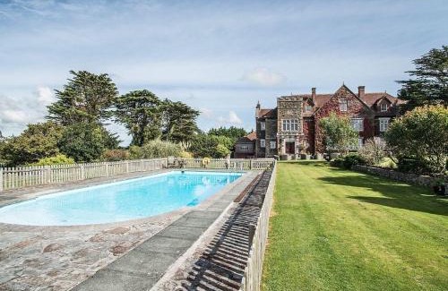 Newton Ferrers House | Alston Hall