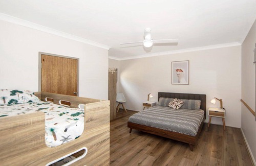 Bundook House | Altamira Apple Gum, TOP NOTCH