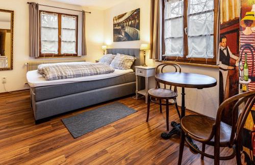 Urach House | Altes Pfarrhaus