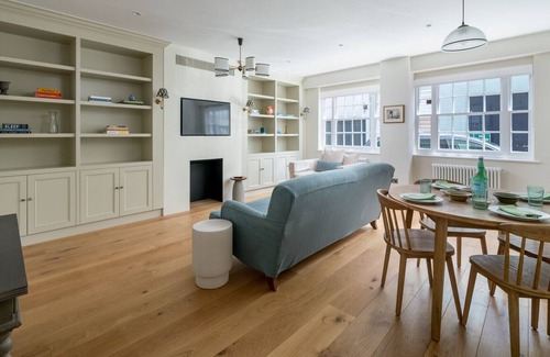 Pembridge Apartment | ALTIDO family 2bed house in Kensington