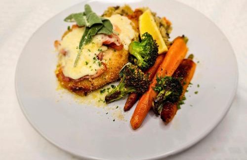 Abbottstown Hotel | Altland House Inn & Suites