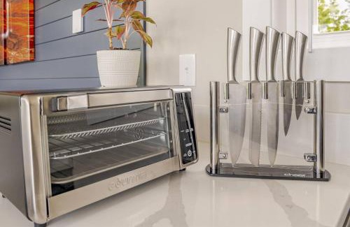 Altmar Ski Chalet | Altmar's Premier Luxury Cabin with 3000sf Mini Golf