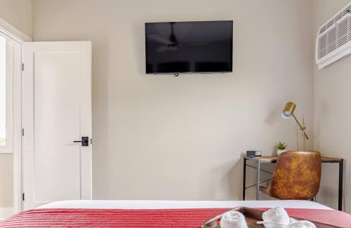 Altmar Ski Chalet | Altmar's Premier Luxury Cabin with 3000sf Mini Golf