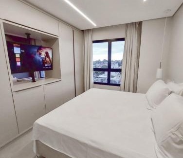 Santa Fe Apartment | Alto Luxo - 12º Andar, Cama King e Móveis Assinados