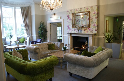 Alton Hotel | Alton House Hotel