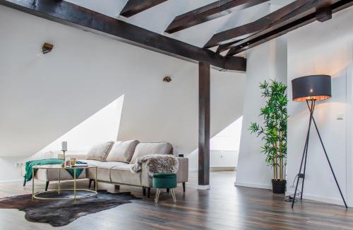 Braunschweig City Center Apartment | Altstadtflair in der Fußgängerzone mit Parkplatz und Home Office