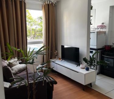 Belo Horizonte House | Alugo Quarto Para Mulheres ou Casais - a 500 mt da arena MRV e próx ao Expominas