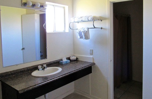 Alvin Hotel | Alvin Extended Stay
