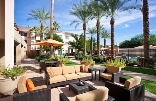 Chandler Apartment | Always a Great Idea To Unwind! Spacious 1BR Unit! Outdoor Pool, Pets are Allowed