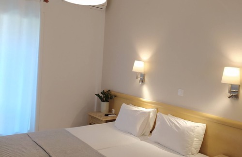Molos Apartment | ALYKES FAMILY RESORT , 1 BEDROOM APARTMENT