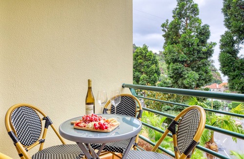 Ponta do Sol Apartment | Alzira's Place, a Home in Madeira