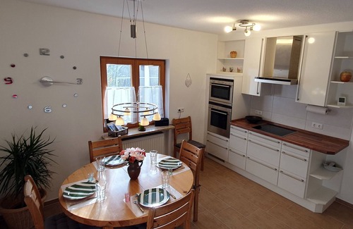 Altenmarkt an der Alz Apartment | Alztal vacation apartment (with wallbox)