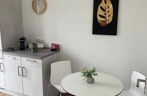 Amberg Apartment | AM Fleurystr, ALL New, Komfortabel, Zentral in Amberg