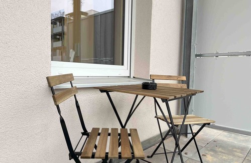 Amberg Apartment | (AM1026) Smart apartment for fitters