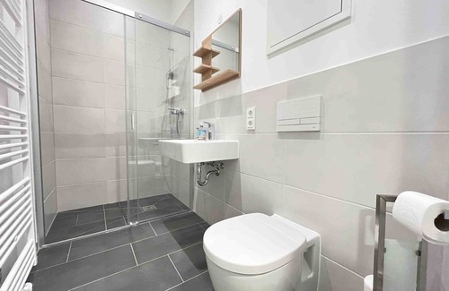 Amberg Apartment | (AM1026) Smart apartment for fitters