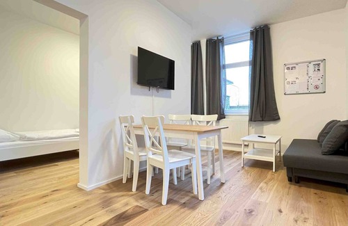 Amberg Apartment | (AM1062) Smart apartment for fitters