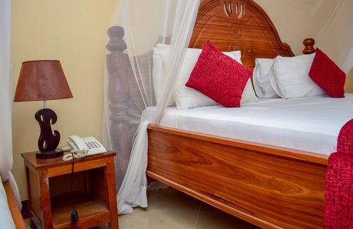 Chuini Hotel | Amaan Ocean Kihinani Hotel