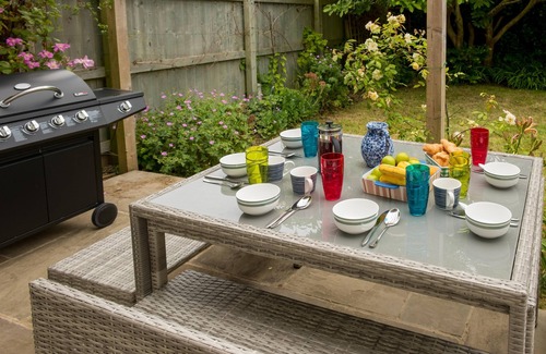 Bembridge Apartment | Amandil spacious 4 bedroom cottage in Bembridge