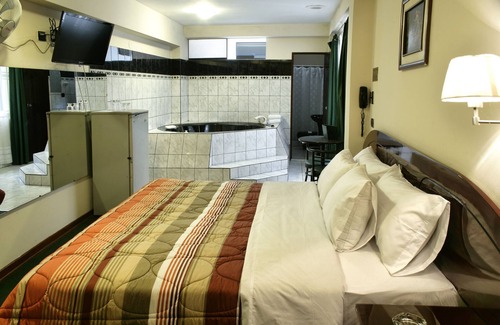 La Perla Hotel | Amara Hotel