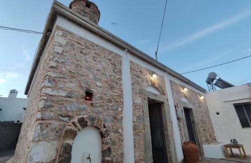 Asklipiio Apartment | Amarantos-Traditional Village House-Apollona