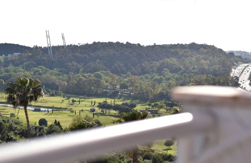 Linda-a-Velha Apartment | Amazing 2 bedroom apartment near Lisbon (10 min) in Parque do Jamor, Oeiras