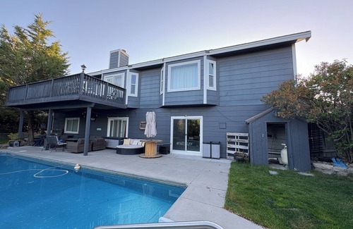 Virginia Foothills House | Amazing 2-bedroom guest house with pool. Very Private and Quiet Neighborhood!