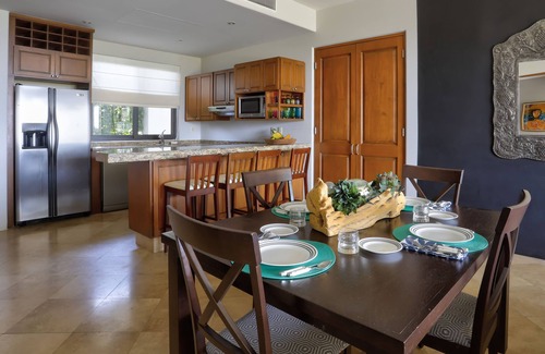 Campo de Golf Fonatur Apartment | Amazing 2B apartment in Alegranza Luxury Condo, San José del Cabo.