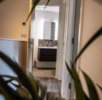 Exmouth Apartment | Amazing 2BR Apt Sofa Bed