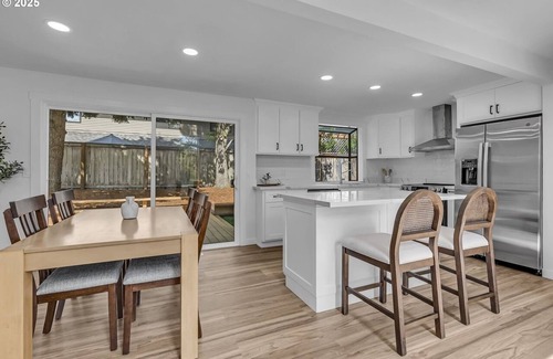 Rock Creek House | Amazing 4-bedroom house in Portland Oregon