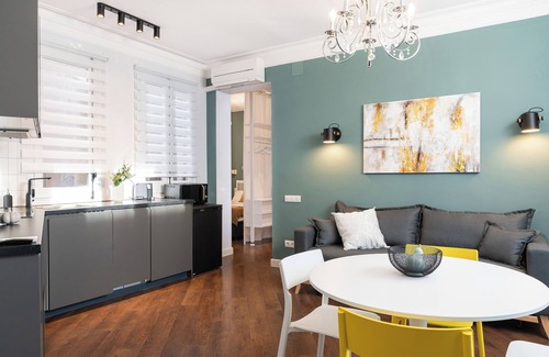 Dreta de l'Eixample Apartment | Amazing 4 bedrooms Apartment in Centre of Barcelon