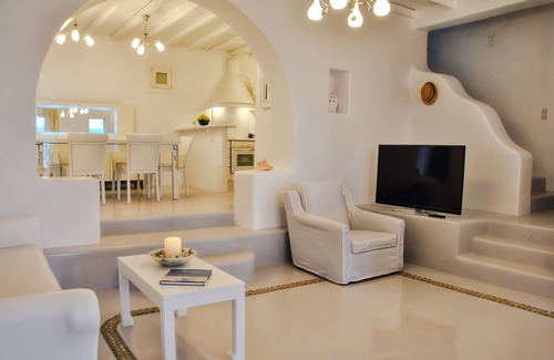Mykonos Villa | Amazing 5-Bedroom Villa with Private Pool, Pool Bar & View to Infinite Blue