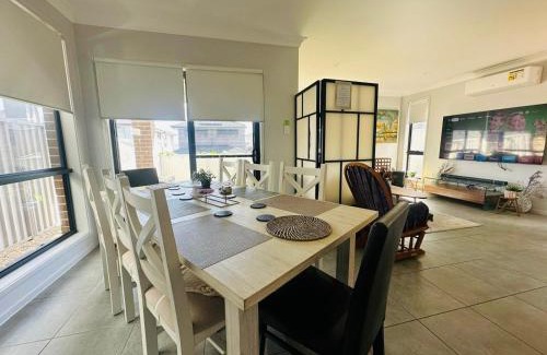 Austral House | Amazing Air Austral with AC and built-in wardrobe