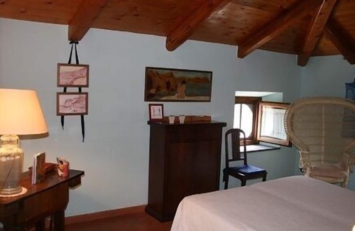 Acquavena Villa | Amazing Antique Cilentan Villa.2 Dependances.Wifi.Swimming .Sleeps 12