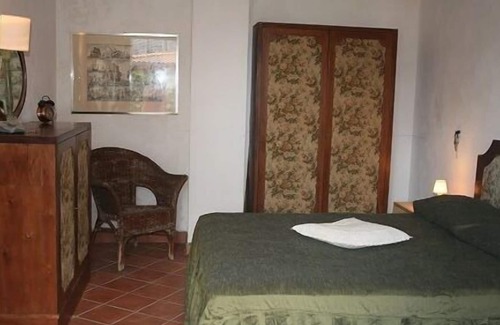 Acquavena Villa | Amazing Antique Cilentan Villa.2 Dependances.Wifi.Swimming .Sleeps 12