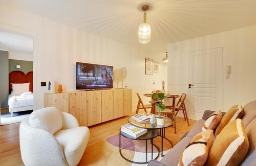 Danube Apartment | Amazing apartment 4P/1BR with small garden