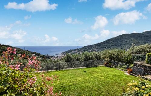 Recco Apartment | Amazing Apartment In Recco With Kitchen