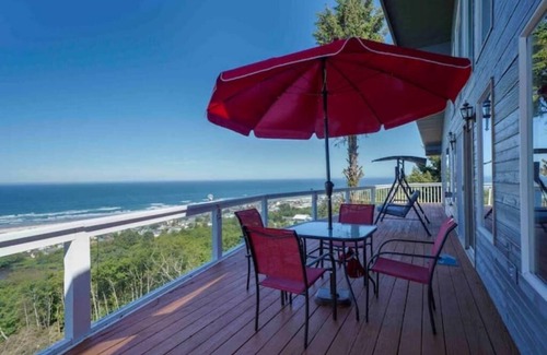 Rockaway Beach House | Amazing Beach Getaway
