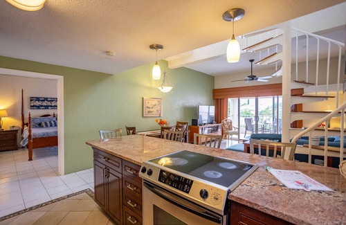 Nazareth Condo | Amazing Beachfront Condo: Stunning Views, Pool, Restaurant, Steps to the Beach!