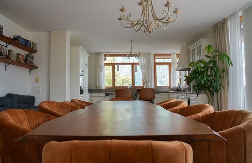 Mols Apartment | Amazing Chalet | Heidiland | Pool & Sauna