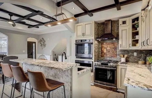 Bairdford House | AMAZING CUSTOM DREAM HOME! Feat: 5beds 4baths & Walk-in His/Her Steam Shower!