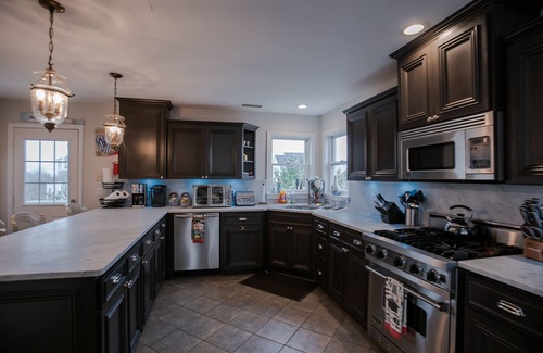 West Hampton Dunes House | AMAZING DUNE RD WESTHAMPTON BEACH HOME STEPS TO THE BEACH GREAT RATINGS !