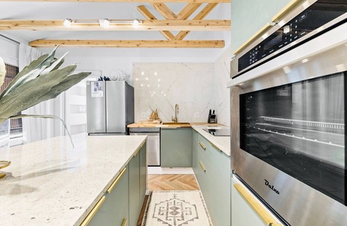 Riviera Beach Villa | Amazing family Oasis, ft. 2 separate houses, golf cart, jacuzzi, private pool