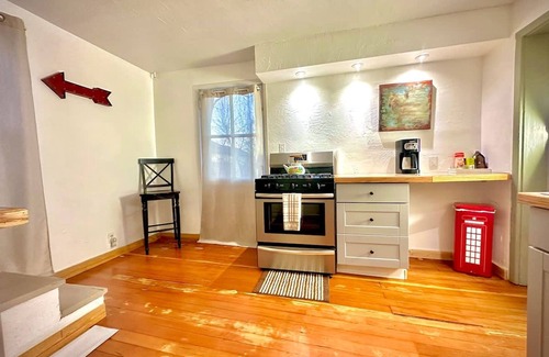 Raton Apartment | Amazing Historic 1800s Carriage House