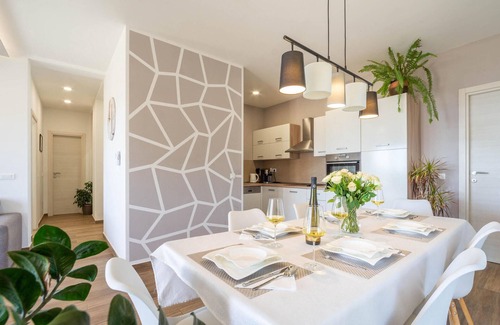 Kastel Kambelovac House | Amazing home in Kastel Kambelovac