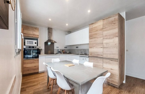 Les Portes-en-Re House | Amazing home in Les Portes-en-Ré