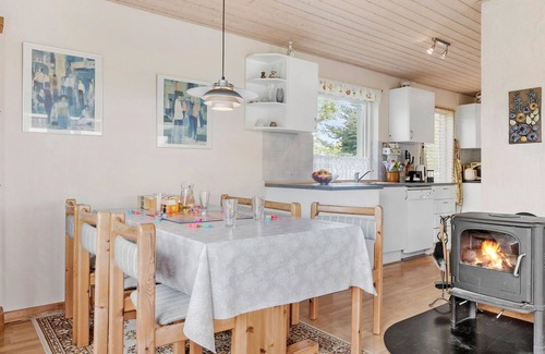 Asserballeskov House | Amazing home in Augustenborg