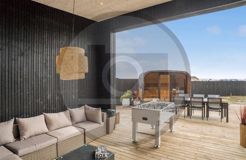 Øksenmølle House | Amazing home in Ebeltoft with sauna